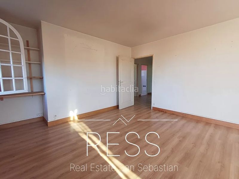 Foto e4b63d0b-68a0-473b-9256-35947c772323. Pis amb calefacció a Hendaye