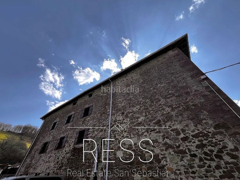 Foto bf84249b-719b-4cc9-93e3-bd0065b3aab2. Xalet a errekalde karrika 2 a Sunbilla