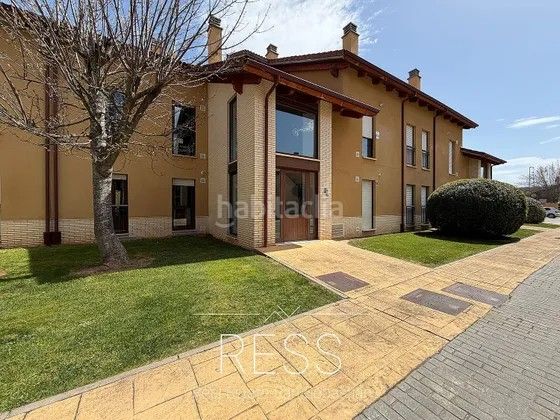 Foto 8209ca09-57b9-472e-ba47-5f44f4c22ced. Pis amb calefacció a Sojuela