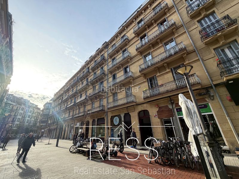 Foto 5ecbaec5-b89c-48f4-b8a3-886cca498c7f. Pis amb calefacció a Área Romántica Donostia - San Sebastián