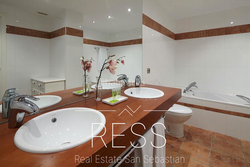 Foto 073cb521-b3d1-4efb-b1b5-2c41a4432ff6. Flat in mirakontxa pasealekua 9 in Área Romántica Donostia - San Sebastián