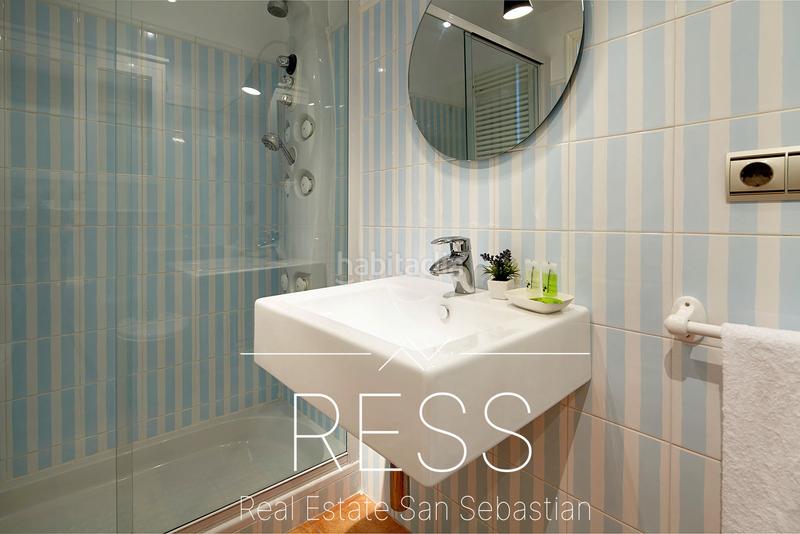 Foto b0bad9c1-1e9b-40dd-a5cd-ff193e9b4e73. Flat in mirakontxa pasealekua 9 in Área Romántica Donostia - San Sebastián