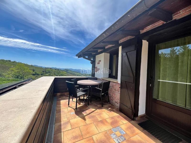 Foto 446da7d5-29a2-4b07-97d2-30faccbf41c6. Chalet con camino riscaldamento parcheggio in Igeldo Donostia - San Sebastián