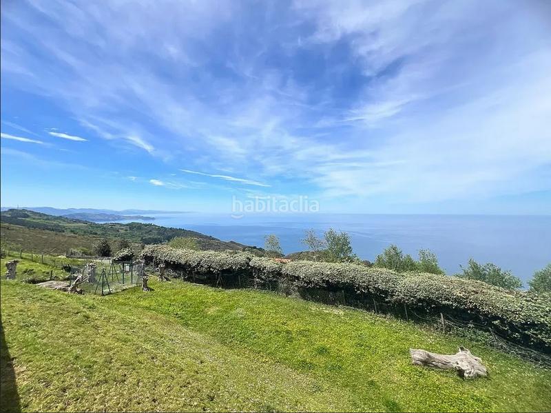 Foto 858e1bb7-d0ea-4bb1-9418-9e1c3bb088e0. Chalet con camino riscaldamento parcheggio in Igeldo Donostia - San Sebastián