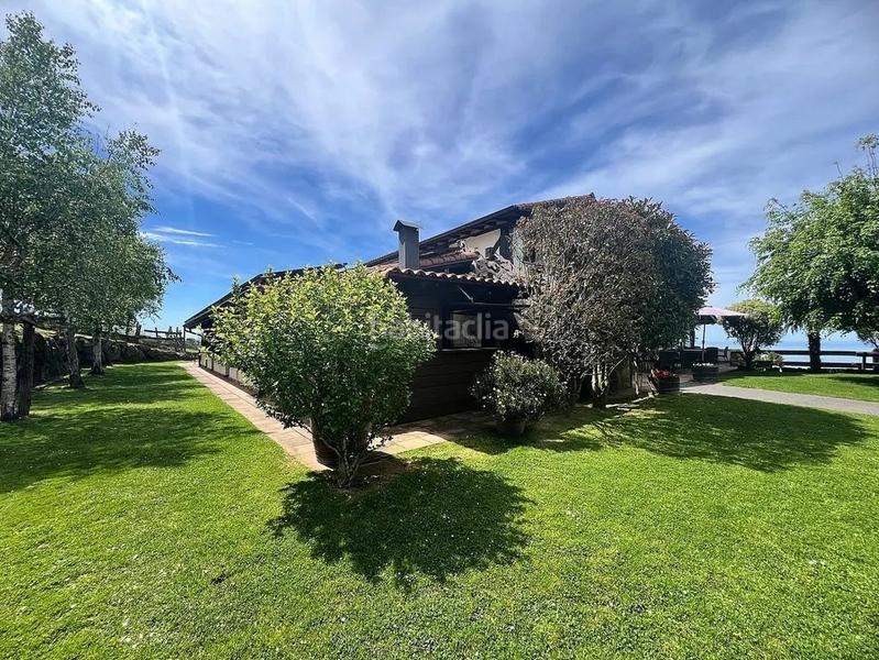 Foto 8c178341-3c55-4f7a-a2c2-d358f3771dbb. Chalet con camino riscaldamento parcheggio in Igeldo Donostia - San Sebastián