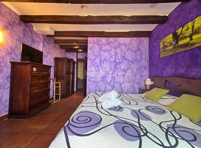 Foto 99615678-3adb-4fbc-a598-d7c5a3c8ae66. Chalet con camino riscaldamento parcheggio in Igeldo Donostia - San Sebastián