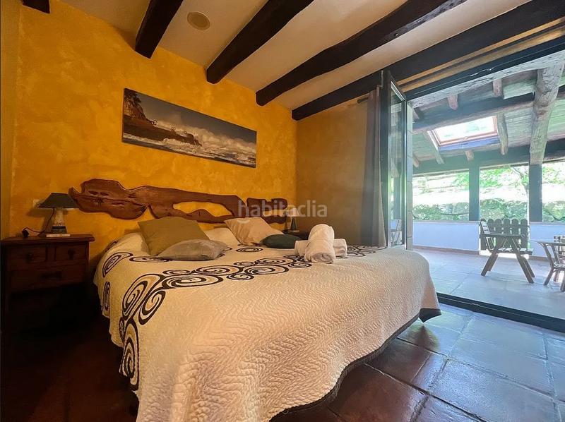 Foto 9df59f5f-9896-43ed-ad3d-ac049edc49c9. Chalet con camino riscaldamento parcheggio in Igeldo Donostia - San Sebastián