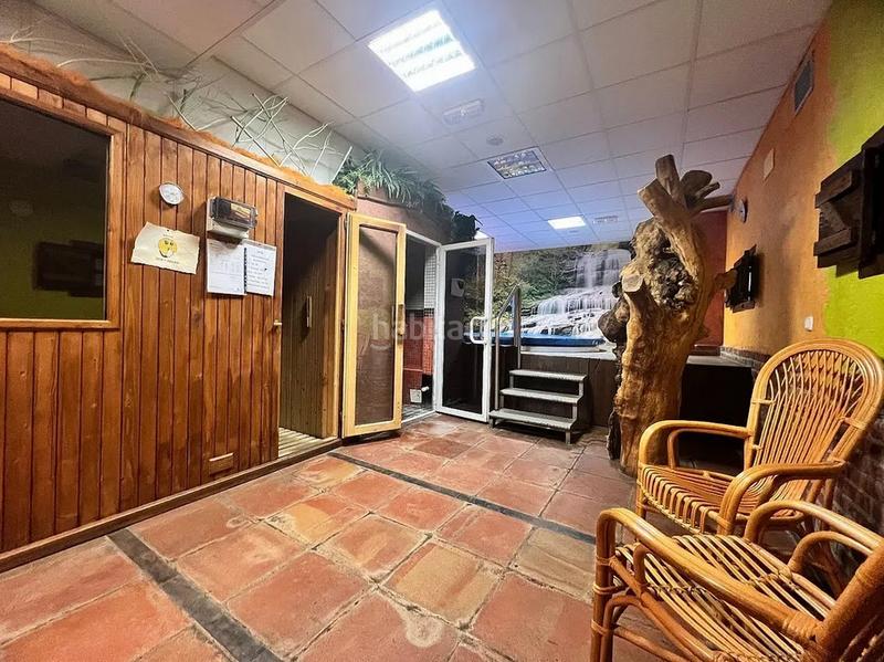 Foto accb6cdd-c49b-456a-a56f-4b8698178374. Chalet con camino riscaldamento parcheggio in Igeldo Donostia - San Sebastián