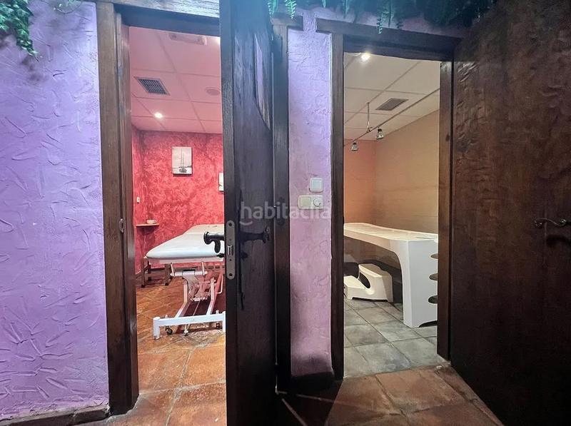 Foto ad19c056-a064-423d-82a5-a03c3a8e3431. Chalet con camino riscaldamento parcheggio in Igeldo Donostia - San Sebastián