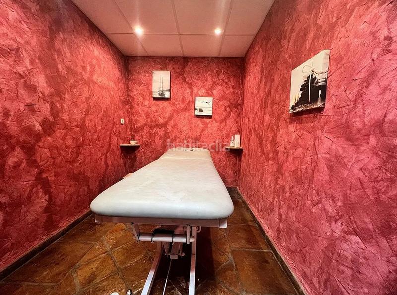 Foto ef762a6c-e3ee-4411-93e7-fe6011d37c4c. Chalet con camino riscaldamento parcheggio in Igeldo Donostia - San Sebastián