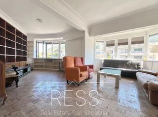 Flat en Nafarroa hiribidea 19. Piso en venta en nafarroa hiribidea
