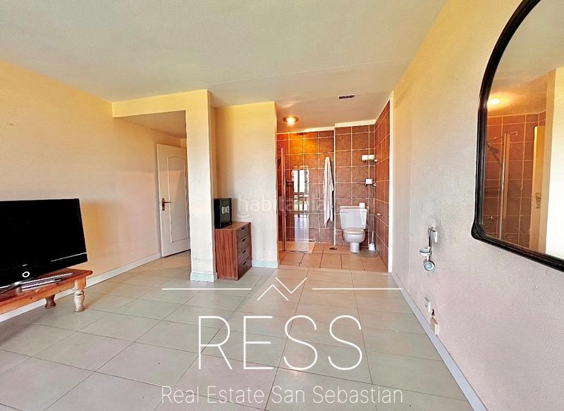 Foto 768254f2-f4ad-4d45-86cd-8605f371229c. Piso en ramon iribarren pasealekua ibilbidea 9 piso en venta en ramon iribarren pasealekua 9 en Hondarribia
