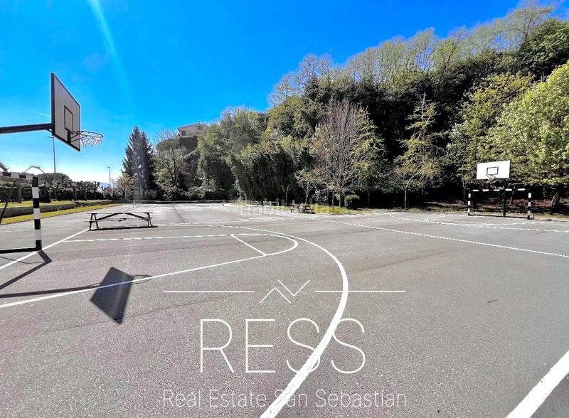 Foto 8b9ecb27-a3d8-4d4a-acf9-487124ea6332. Piso en ramon iribarren pasealekua ibilbidea 9 piso en venta en ramon iribarren pasealekua 9 en Hondarribia