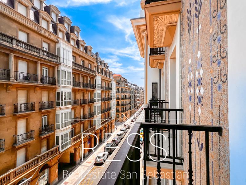 Foto 02f18538-1012-4735-953e-a08ce0a483e4. Appartement dans aldamar kalea 9 dans Parte Vieja Donostia - San Sebastián