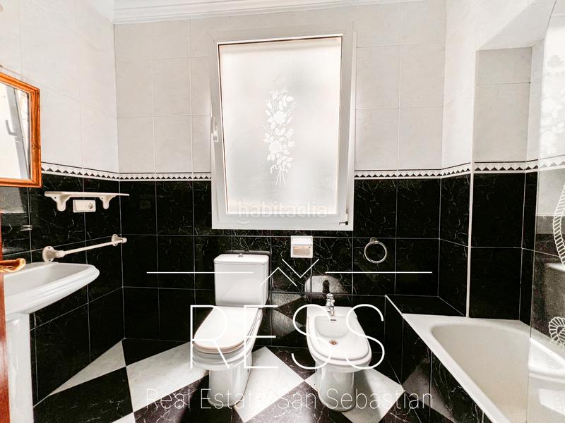 Foto d725b818-4b1a-4240-a34f-5bc5f99b56d7. Appartement dans aldamar kalea 9 dans Parte Vieja Donostia - San Sebastián