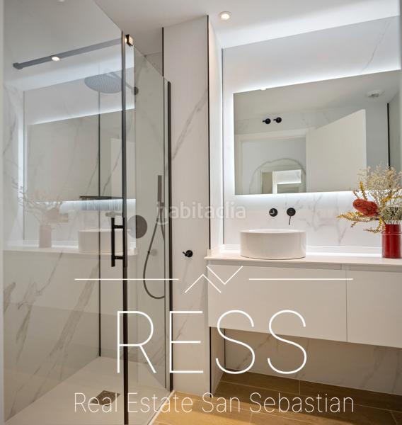 Foto 1a37b10a-0e2a-45ef-9890-8d42072f8b81. Appartement dans elkano kalea 10 dans Área Romántica Donostia - San Sebastián