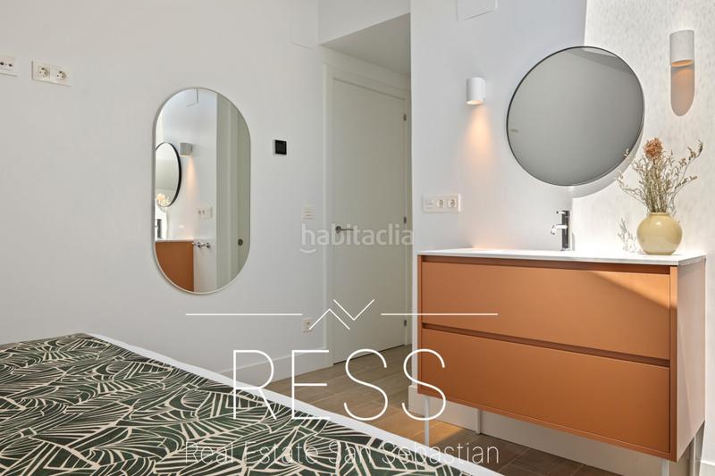 Foto 803c1bbe-0c23-4122-93b1-762aafe42f2b. Appartement dans elkano kalea 10 dans Área Romántica Donostia - San Sebastián