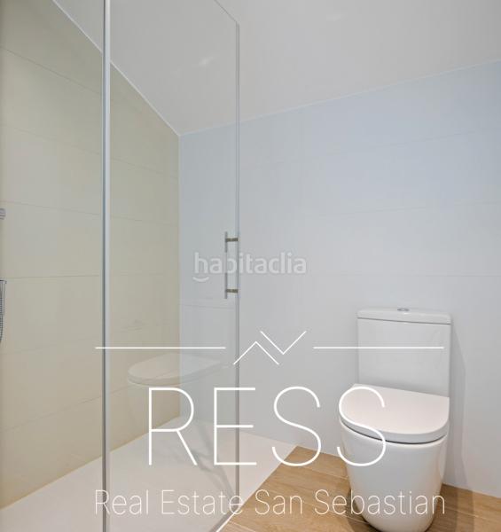 Foto d91d0225-cf93-4cf2-ba84-37f125bed60b. Appartement dans elkano kalea 10 dans Área Romántica Donostia - San Sebastián