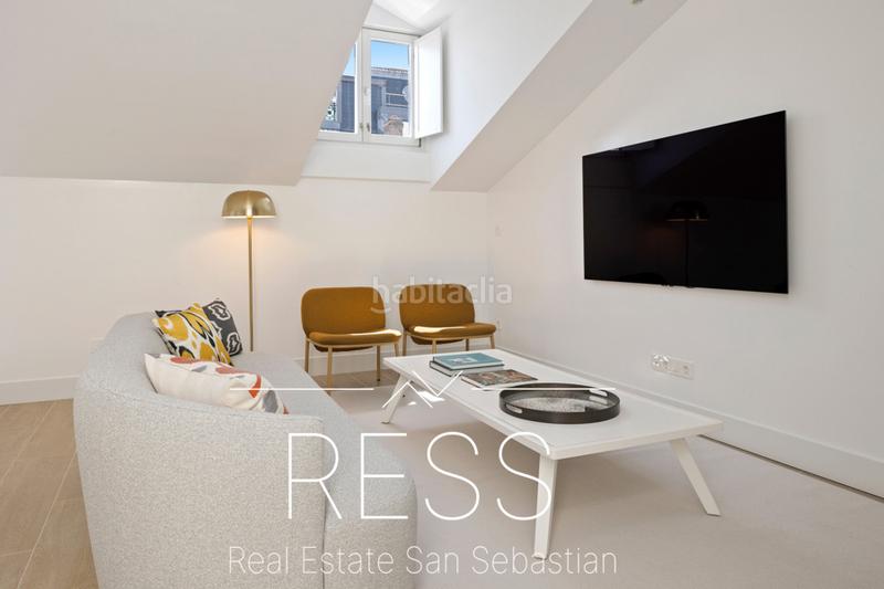 Foto f92c4aa7-71bb-436b-a3d1-8d09f4f1d7ae. Appartement dans elkano kalea 10 dans Área Romántica Donostia - San Sebastián