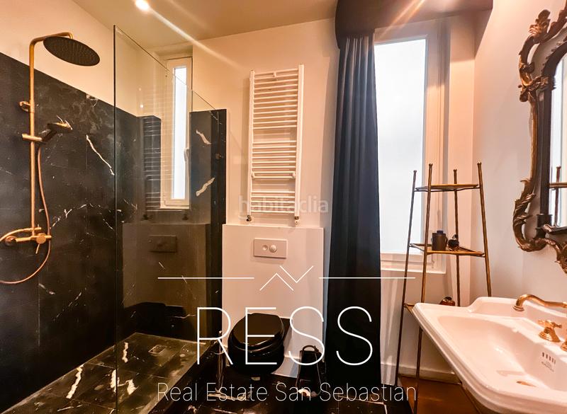 Foto 0c64396c-293a-482b-b5f7-85bdf2780c79. Appartamento in lersundi jenerala kalea 5 in Área Romántica Donostia - San Sebastián