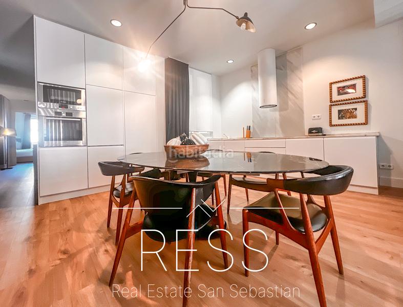 Foto f5bdbb88-53b1-42fc-aed3-82e0a0253a2e. Appartamento in lersundi jenerala kalea 5 in Área Romántica Donostia - San Sebastián