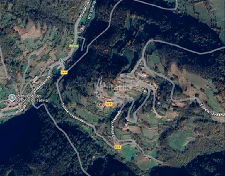 Foto a5ca7e95-a313-46df-bcbd-90680689dac2. Reihenhaus mit kamin in Laviana