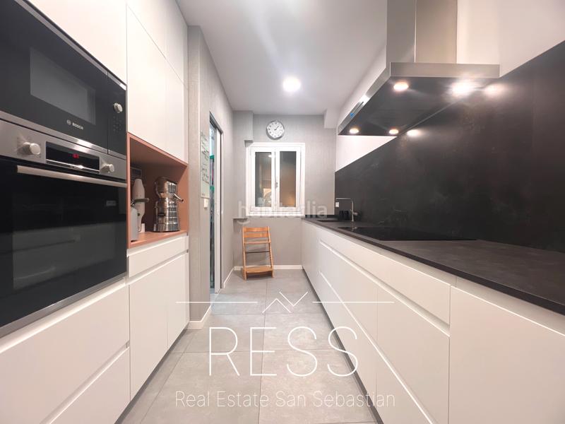 Foto 41602b56-7cb7-4809-9ee8-c7afcc9c3d94. Zweistöckige wohnung mit heizung in Parte Vieja Donostia - San Sebastián