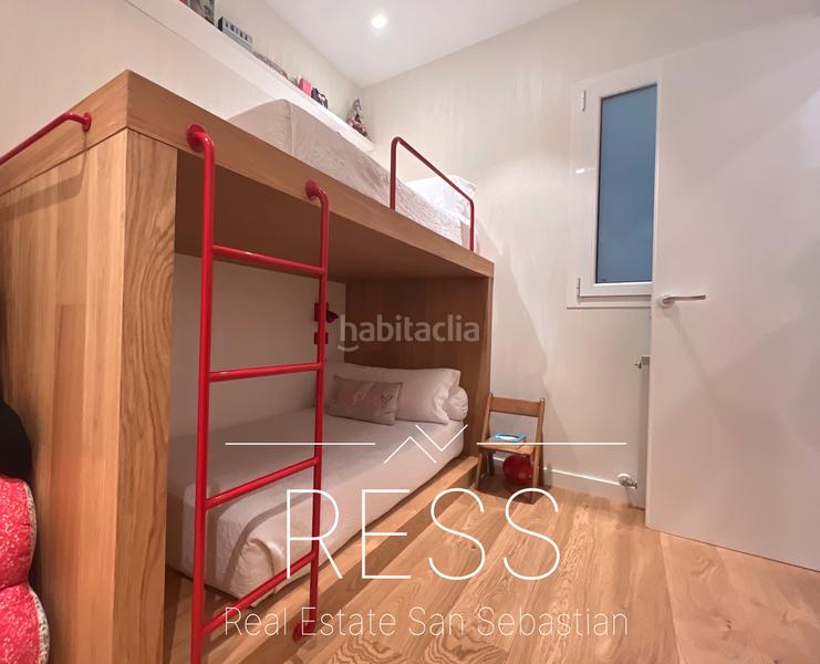 Foto c6ab7e69-7e75-4c9c-9d16-d82992253330. Zweistöckige wohnung mit heizung in Parte Vieja Donostia - San Sebastián