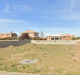 Residential Plot in Villamayor. Parcela urbana en villamayor