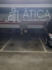 Autoparkplatz in Chinchibarra. Plaza de garaje en garrido