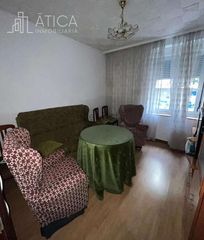 Rent Flat in Carmelitas. Alquiler de piso pza oesteav. villamayor, salamanca.