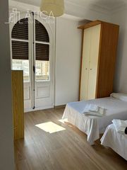 Alquiler Piso en Sancti Spiritus - San Juan. Piso en calle zamora, salamanca.