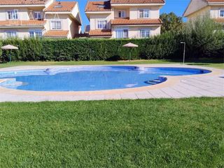 Chalet in Villamayor. Venta de chalet, urbanización páramos de villamayor, salamanca.