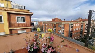 Lloguer Àtic a Garrido Norte. Ático en alquiler en zona el corte inglés