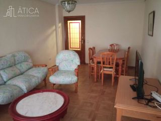Rent Flat in Centro. Piso en plaza de la libertad, salamanca.