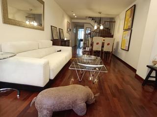 Casa a El Raval - Portes Encarnades. Se vende estupendo duplex en el raval de 200 m2, con acabados de