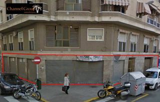 Geschäftsraum in Carrús Oeste. Local comercial en venta y en alquiler