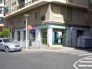 Lloguer Local Comercial a Reina Victoria - Miguel Hernández