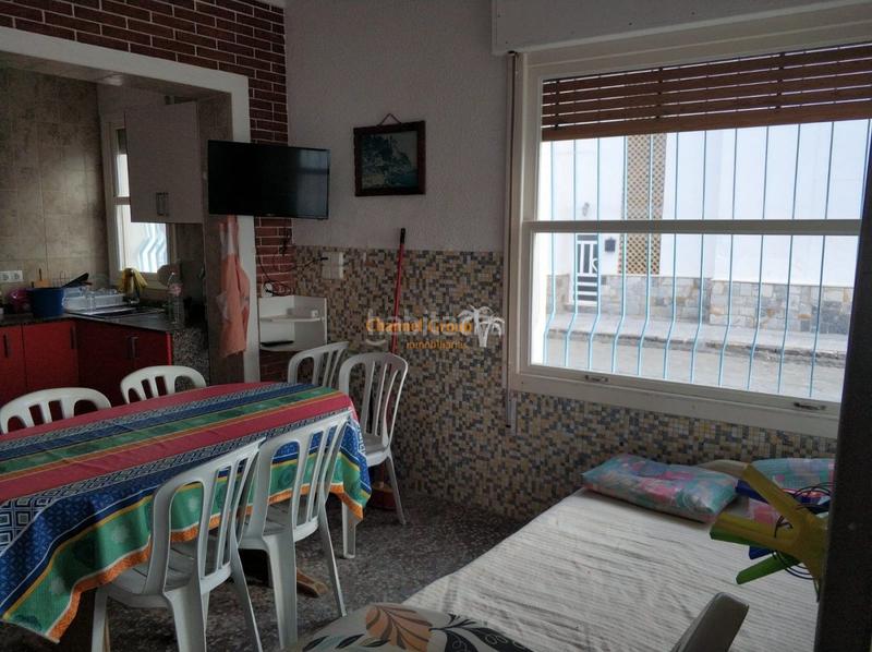 Foto dfea0ab5-d7fe-4855-95fd-e9e93b523ee1. Affitto casa in Playa Levante Santa Pola
