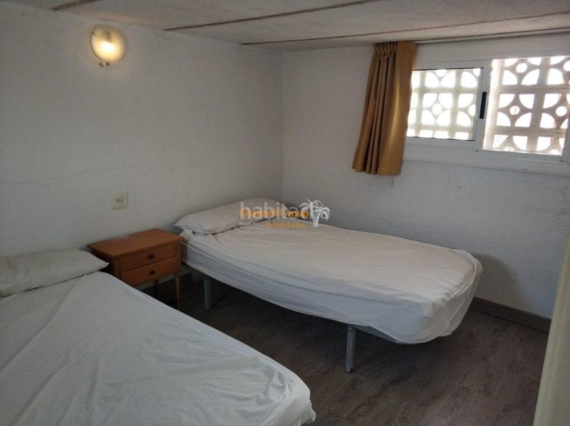 Foto 8df8c5aa-d553-462f-8c73-1383d23b39a0. Rent house in Playa Levante Santa Pola