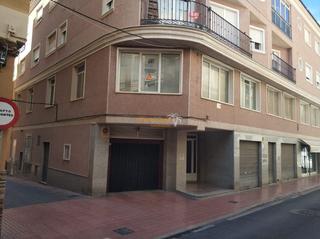 Business premise in Norte. Excelente local comercial en venta en santa pola!!