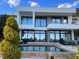 Chalet en Pueblo-Ubanizaciones. Espectacular villa en venta en sierra gelada  alfas del pi!!