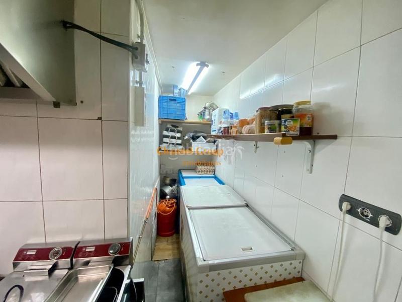 Foto d6834b0d-4028-47b8-b930-ce33f7801f0f. Alquiler local comercial se traspasa negocio en pleno funcionamiento, zona toscar !!!!!!! en Elche / Elx