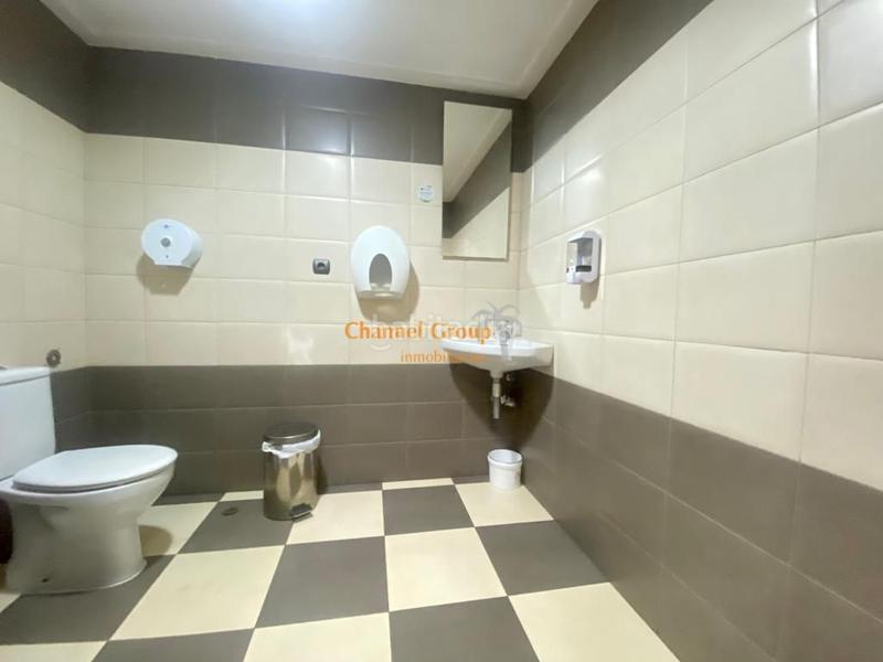 Foto f9b62465-fa52-4080-b4bb-100a4197df55. Alquiler local comercial se traspasa negocio en pleno funcionamiento, zona toscar !!!!!!! en Elche / Elx