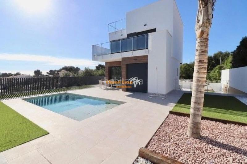 Foto 0a326f46-6ec8-4914-966f-f5767d747e2f. Chalet avec chauffage parking piscine dans Coloma Nucia (la)