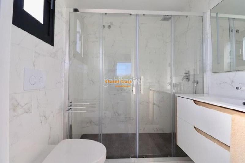 Foto 419579a8-b1ad-4dce-9751-fdebe65ce7ff. Chalet avec chauffage parking piscine dans Coloma Nucia (la)