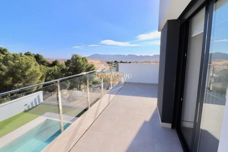 Foto e3fddb63-d429-42dc-86bd-70d29e5b7edf. Chalet avec chauffage parking piscine dans Coloma Nucia (la)