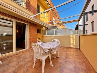 Casa adosada  Carcaixent. Encantador adosado en guardamar del segura, zona los secanos