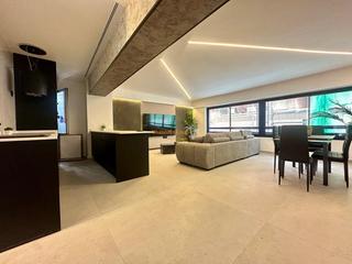 Appartement à Ensanche-Diputación. Piso totalmente reformado a estrenar en el centro de alicante !!