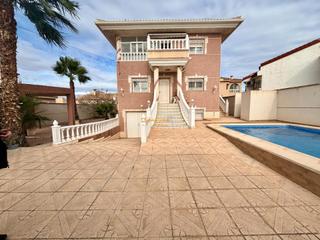 Casa a Rojales. Chalet con piscina en quesada, rojales!